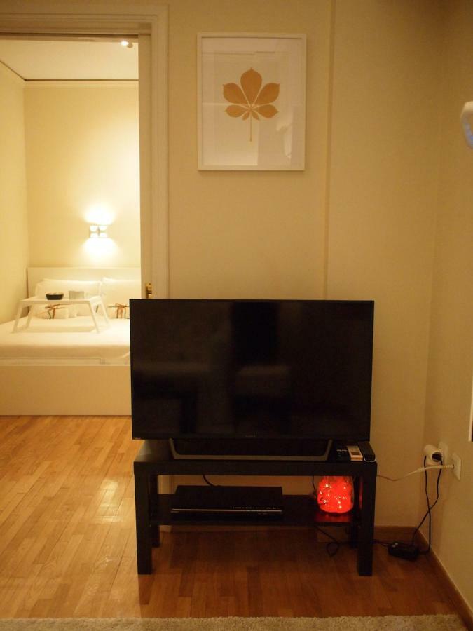 Cosy Flat Posh Quartier Kolonaki Apartamento Atenas Exterior foto