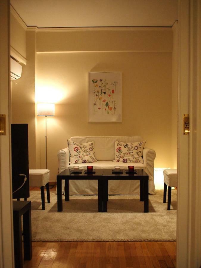 Cosy Flat Posh Quartier Kolonaki Apartamento Atenas Exterior foto