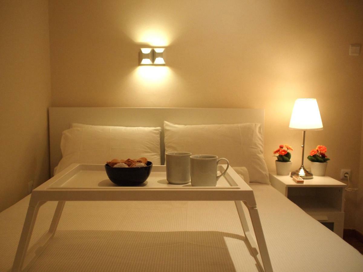 Cosy Flat Posh Quartier Kolonaki Apartamento Atenas Exterior foto