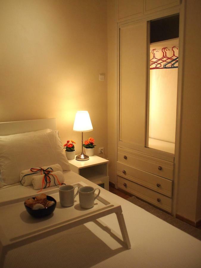 Cosy Flat Posh Quartier Kolonaki Apartamento Atenas Exterior foto